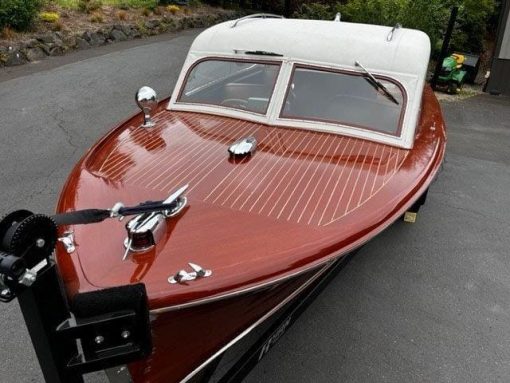 1950 CHRIS-CRAFT 22' CUSTOM SEDAN