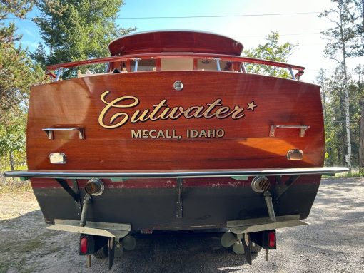 1958 CHRIS-CRAFT 32' SEDAN CRUISER - Image 3