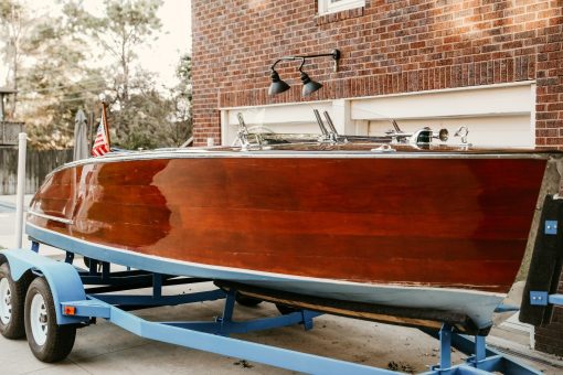 Replica 1939 19' Custom Barrel Back Runabout - Image 5