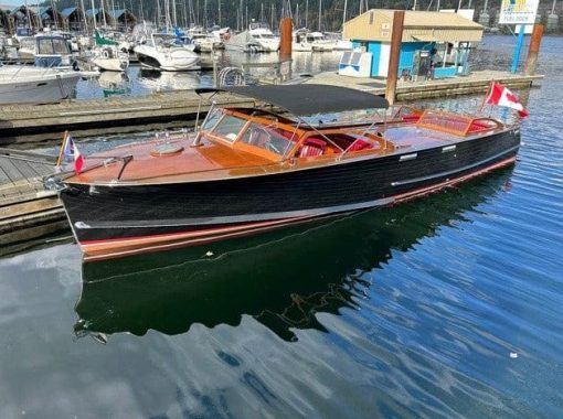 1946 STEPHENS BROS. 38' TRIPLE COCKPIT RUNABOUT