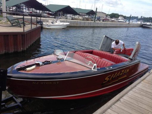 1948 VENTNOR 23' RARE TWIN ENGINE RUNABOUT - Image 7