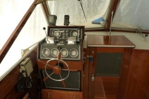 1967 CHRIS-CRAFT 30' CONSTELLATION - Image 22